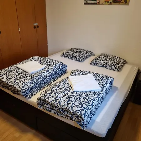 בית נופש Joysha's House איקסט